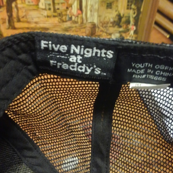 🐻🎩🍕 Five Nights At Freddy's Hat Freddy Fazbear - Picture 6 of 9